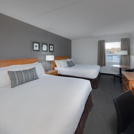 Heritage Inn Hotel & Convention Centre - Moose Jaw Exterior foto