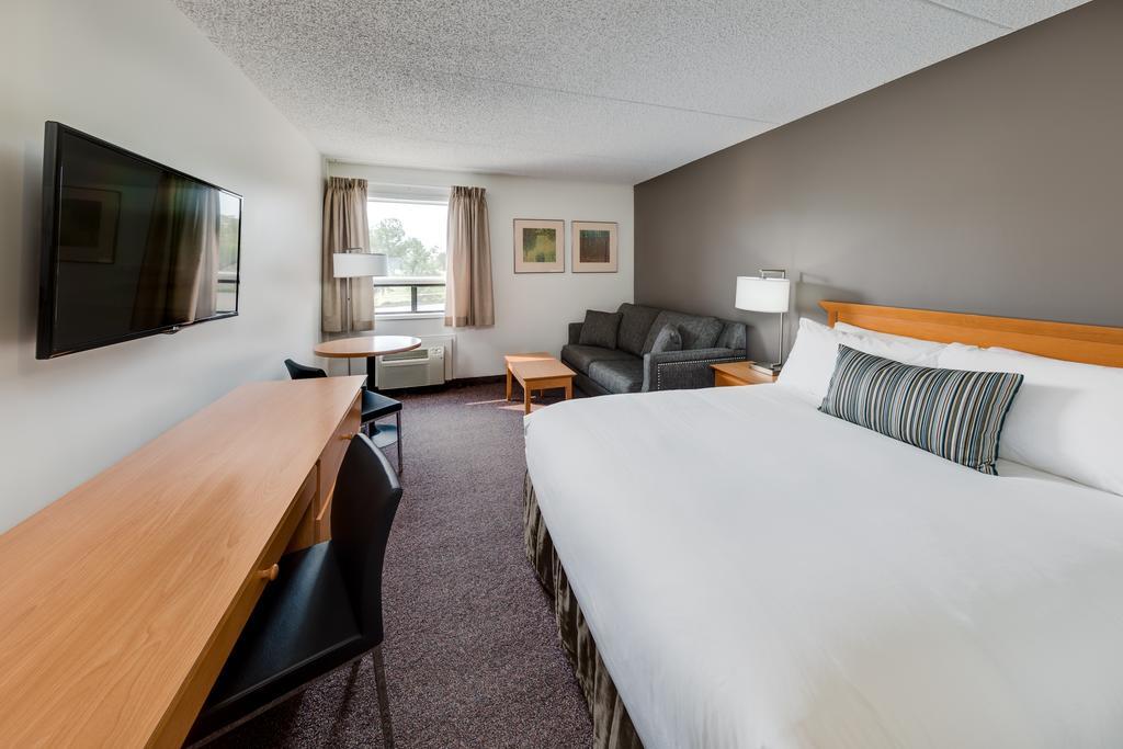 Heritage Inn Hotel & Convention Centre - Moose Jaw Exterior foto